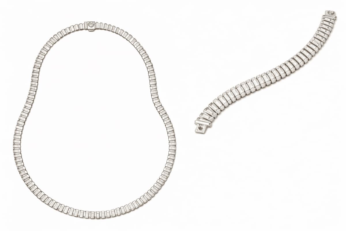 DEMI-PARURE